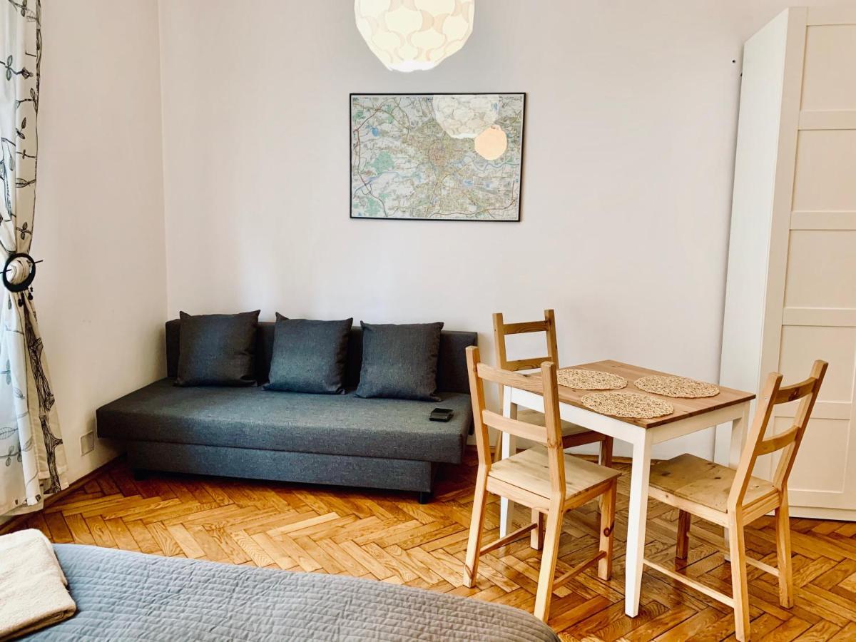 Studio In Center Красков Екстериор снимка
